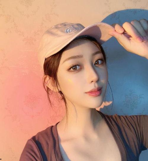 网红明星吃瓜头像女生,揭秘娱乐圈幕后故事