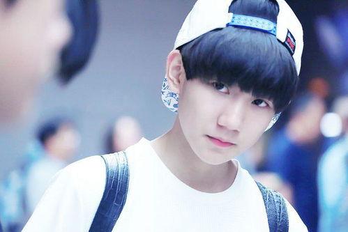 王源明星爆料娱乐圈事件,娱乐圈背后的惊人真相 第2张 王源明星爆料娱乐圈事件,娱乐圈背后的惊人真相 第2张