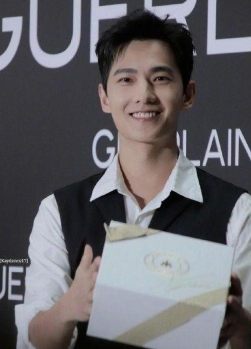 爆料杨洋最新消息动态图,揭秘明星私生活瞬间  第3张 爆料杨洋最新消息动态图,揭秘明星私生活瞬间  第3张